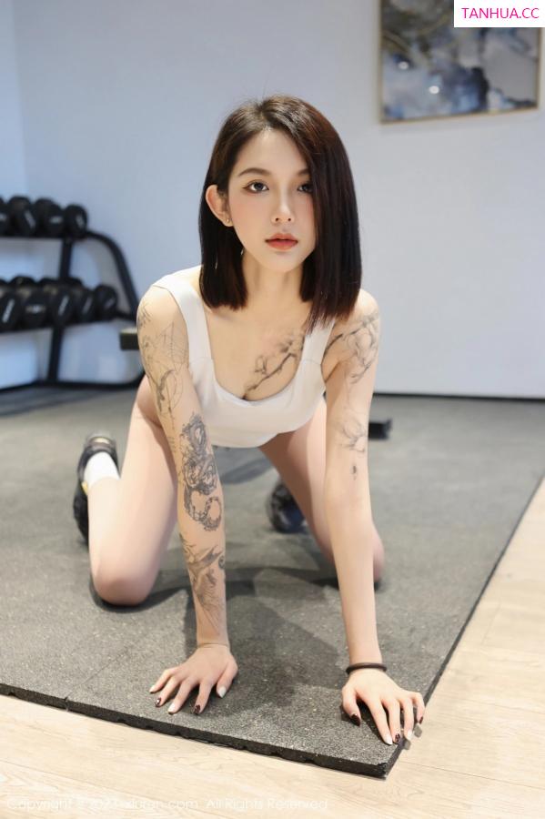   [XiuRen]高清写真图 2023.03.31 No.6506 乔一一 运动美臀第13张图片
